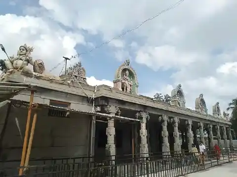 Arulmigu Kondathu Kaliamman Temple, Pariyur, Gobichettipalayam - 638476 அருள்மிகு கொண்டத்துக்காளியம்மன் திருக்கோயில், Pariyur, Gobichettipalayam - 638476, Erode - Ancient Temple Architecture and History Image 2