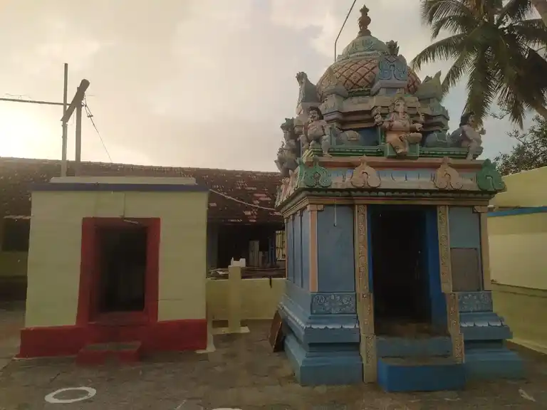 Arulmigu Kondathukaliamman And Uththamalingeswarar Adhikesavaperumal Temple, Perumanallur - 641666 அருள்மிகு கொண்டத்துகாளியம்மன் மற்றும் உத்தமலிங்கேஸ்வரர் ஆதிகேசவப்பெருமாள் திருக்கோயில், பெருமாநல்லூர் - 641666, Tiruppur - Ancient Temple Architecture and History Image 6