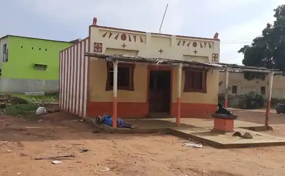 Arulmigu Kongalaman Muniappan Temple, Sulur - 641402 அருள்மிகு கொங்காளம்மன் மற்றும் முனியப்பசுவாமி திருக்கோயில், Sulur - 641402, Coimbatore - Ancient Temple Architecture and History Image 2