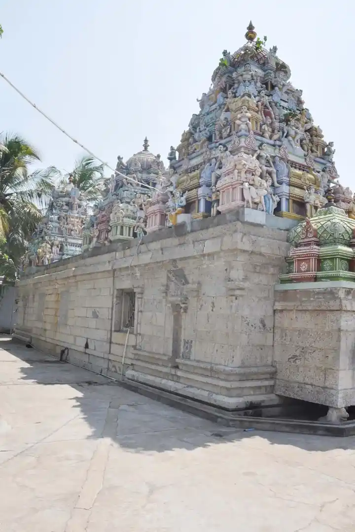 Arulmigu Kongu Vaduganadha Swamy Temple, Kundadam - 638702 அருள்மிகு கொங்கு வடுகநாத சுவாமி திருக்கோயில், குண்டடம் - 638702, Tiruppur - Ancient Temple Architecture and History Image 2