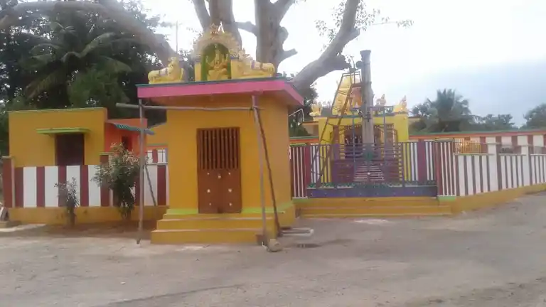 Arulmigu Konisettipatty Senrayaperumal Temple, Avadathur - 636451 அருள்மிகு கோணி செட்டிப்பட்டி சென்றாய பெருமாள் திருக்கோயில், Avadathur - 636451, Salem - Ancient Temple Architecture and History Image 2