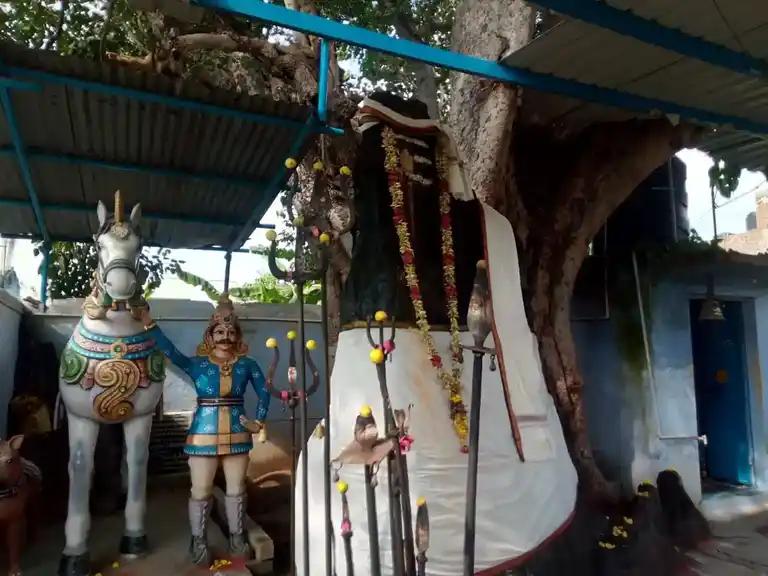 Arulmigu Koochkal Muniappan Temple, Salem - 636003 அருள்மிகு கூச்சிக்கல் முனியப்பன் திருக்கோயில், Salem - 636003, Salem - Ancient Temple Architecture and History Image 3