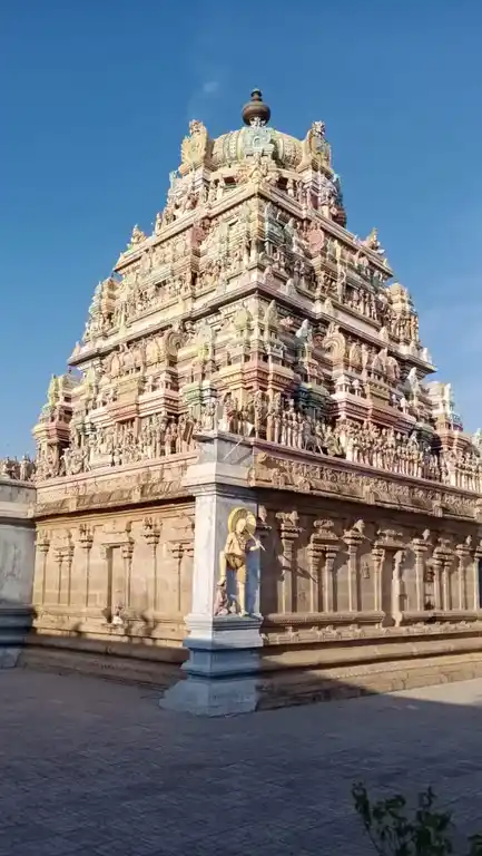 Arulmigu Koodal Azhagiyaperumal Temple, Keelagudalur - 625518 அருள்மிகு கூடல் அழகியப் பெருமாள் திருக்கோயில், கீழக்கூடலூர் - 625518, Theni - Ancient Temple Architecture and History Image 3