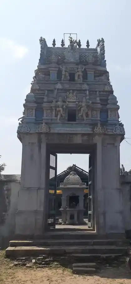 Arulmigu Koonandar Temple, Manakarai - 610206 அருள்மிகு கூணாண்டார் திருக்கோயில், மணக்கரை, மணக்கரை - 610206, Thiruvarur - Ancient Temple Architecture and History Image 5