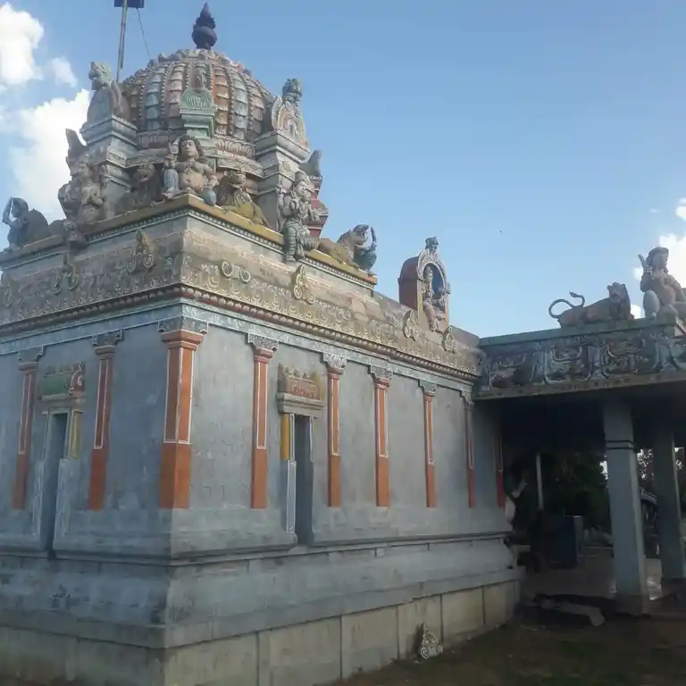 Arulmigu Koothalamman Temple, Kolunthiranpatti - 622302 அருள்மிகு கூத்தாளம்மன் திருக்கோயில், Kolunthiranpatti - 622302, Pudukkottai - Ancient Temple Architecture and History Image 6