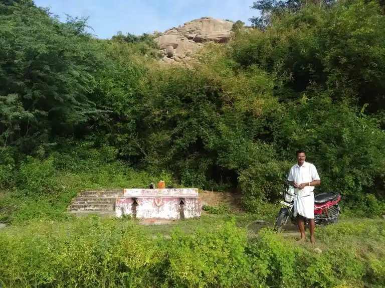 Arulmigu Koothandavar Temple, Anaiyeri - 605201 அருள்மிகு கூத்தாண்டவர் திருக்கோயில், Anaiyeri - 605201, Viluppuram - Ancient Temple Architecture and History Image 2