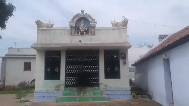 Arulmigu Koothandavar Temple, Pakkanadu - 636501 அருள்மிகு கூத்தாண்டவர் திருக்கோயில், Pakkanadu - 636501, Salem - Ancient Temple Architecture and History Image 4