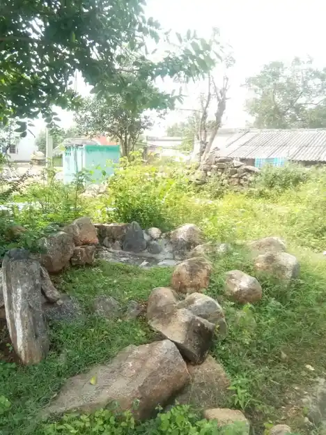 Arulmigu Koothandavar Temple, Poothanahalli - 636205 அருள்மிகு கூத்தாண்டவர் திருக்கோயில், Poothanahalli - 636205, Dharmapuri - Ancient Temple Architecture and History Image 2