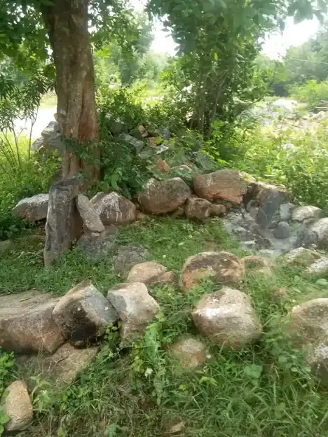 Arulmigu Koothandavar Temple, Poothanahalli - 636205 அருள்மிகு கூத்தாண்டவர் திருக்கோயில், Poothanahalli - 636205, Dharmapuri - Ancient Temple Architecture and History Image 4