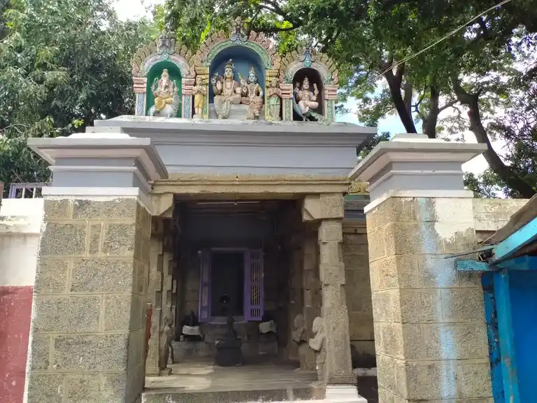 Arulmigu Koothar Kovil, Courtallam - 627802 Temple