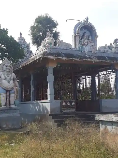 Arulmigu Koothinikkattu Ayyanar Temple, E.Pandangudi, E.Pandangudi - 625103 அருள்மிகு கூத்தினிக்காட்டு அய்யனார் கோயில், E.Pandangudi, E.Pandangudi - 625103, Madurai - Ancient Temple Architecture and History Image 6