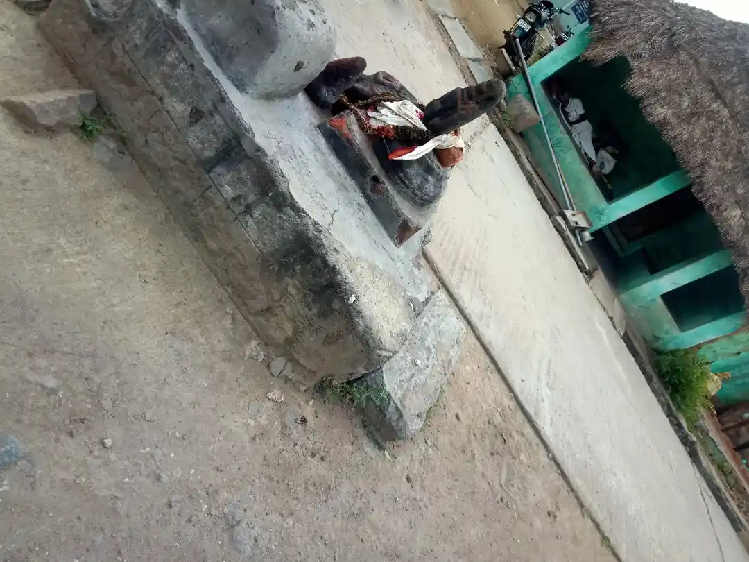 Arulmigu Kooththaandavar Temple, Anakarai Kottaalam - 606207 Temple