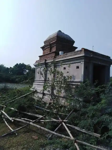 Arulmigu Kooththaperumal Temple, Maruvaththoor - 612804 அருள்மிகு கூத்தபெருமாள் திருக்கோயில், Maruvaththoor - 612804, Thiruvarur - Ancient Temple Architecture and History Image 4