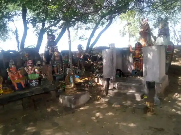 Arulmigu Kootthakudi Karuppar Temple, Thennampaadi - 621316 அருள்மிகு கூத்தகுடி கருப்பர் திருக்கோயில், Thennampaadi - 621316, Pudukkottai - Ancient Temple Architecture and History Image 2