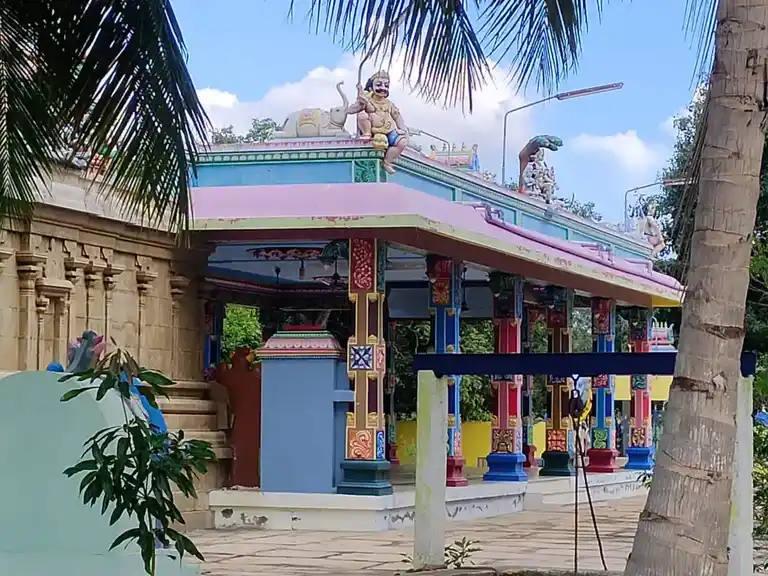 Arulmigu Kootthaperumal Ayyanar Temple, Azhiyanilai - 614616 அருள்மிகு கூத்தபெருமாள் அய்யனார் திருக்கோயில், Azhiyanilai - 614616, Pudukkottai - Ancient Temple Architecture and History Image 4