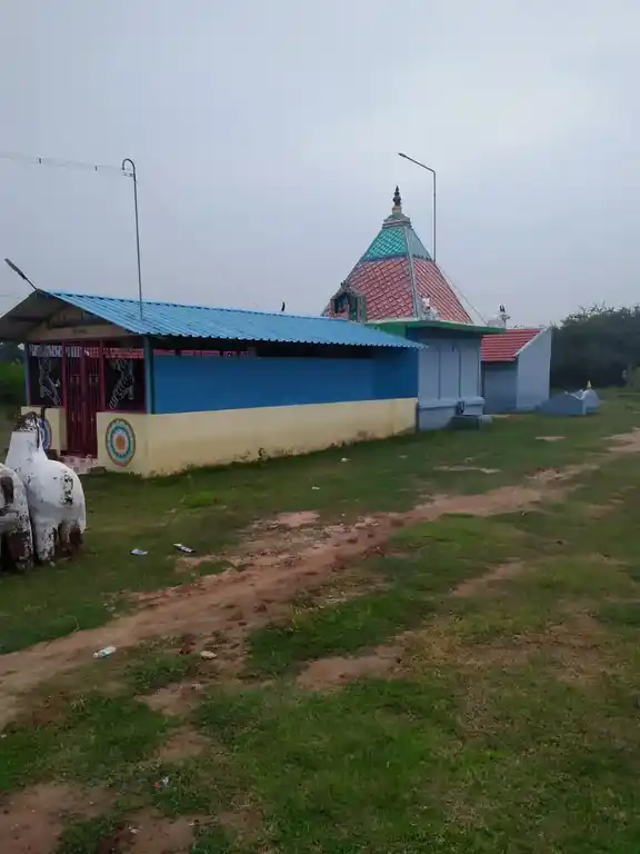 Arulmigu Kootthaperumal Ayyanar Temple, Eganivayal - 614630 அருள்மிகு கூத்தப்பெருமாள் அய்யனார் திருக்கோயில், Eganivayal - 614630, Pudukkottai - Ancient Temple Architecture and History Image 2