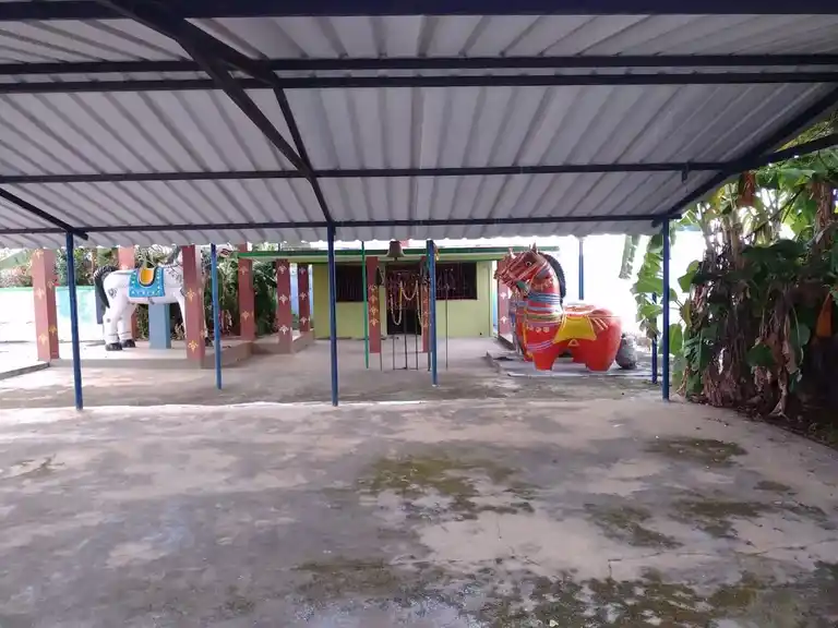 Arulmigu Koppaattiamman Karuppusamy And Paatappan Temples, Erumaipatti - 637102 அருள்மிகு கொப்பாட்டியம்மன் , கருப்புசாமி மற்றும் பாட்டப்பன் திருக்கோயில், Erumaipatti - 637102, Salem - Ancient Temple Architecture and History Image 2