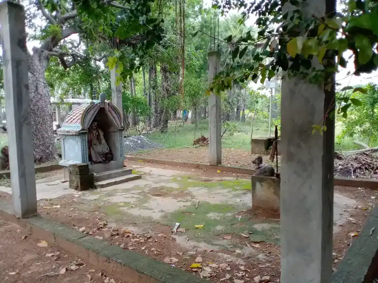 Arulmigu Kotaimuneeswaran Temple, Navaneethakannapuram, Thandavankulam - 609101 அ/மி.கோட்டைமுனீஸ்வரன் திருக்கோயில், Navaneethakannapuram, Sirkazhi - 609101, Mayiladuthurai - Ancient Temple Architecture and History Image 3