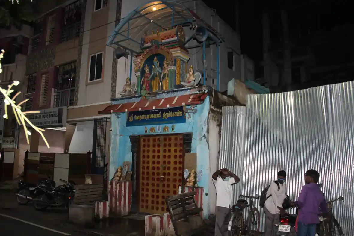 Arulmigu Kothandaraman Temple, Choolai, Chennai - 600112 அருள்மிகு கோதண்டராமசுவாமி திருக்கோயில், சூளை, சென்னை - 600112, Chennai - Ancient Temple Architecture and History Image 3