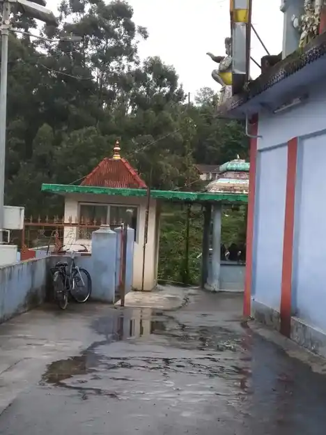 Arulmigu Kothandaramar, Balasubramaniyar Temple, Welington, Coonoor - 643231 அருள்மிகு கோதண்டராமசாமி, பாலசுப்பிரமணியசுவாமி திருக்கோயில், வெலிங்டன், Coonoor - 643231, Nilgiris - Ancient Temple Architecture and History Image 9