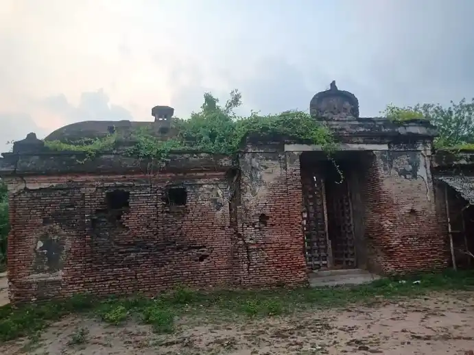 Arulmigu Kothandaramar Temple, Pinnathoor - 608102 அருள்மிகு கோதண்டராமசுவாமி திருக்கோயில், பின்னத்தூர் - 608102, Cuddalore - Ancient Temple Architecture and History Image 6