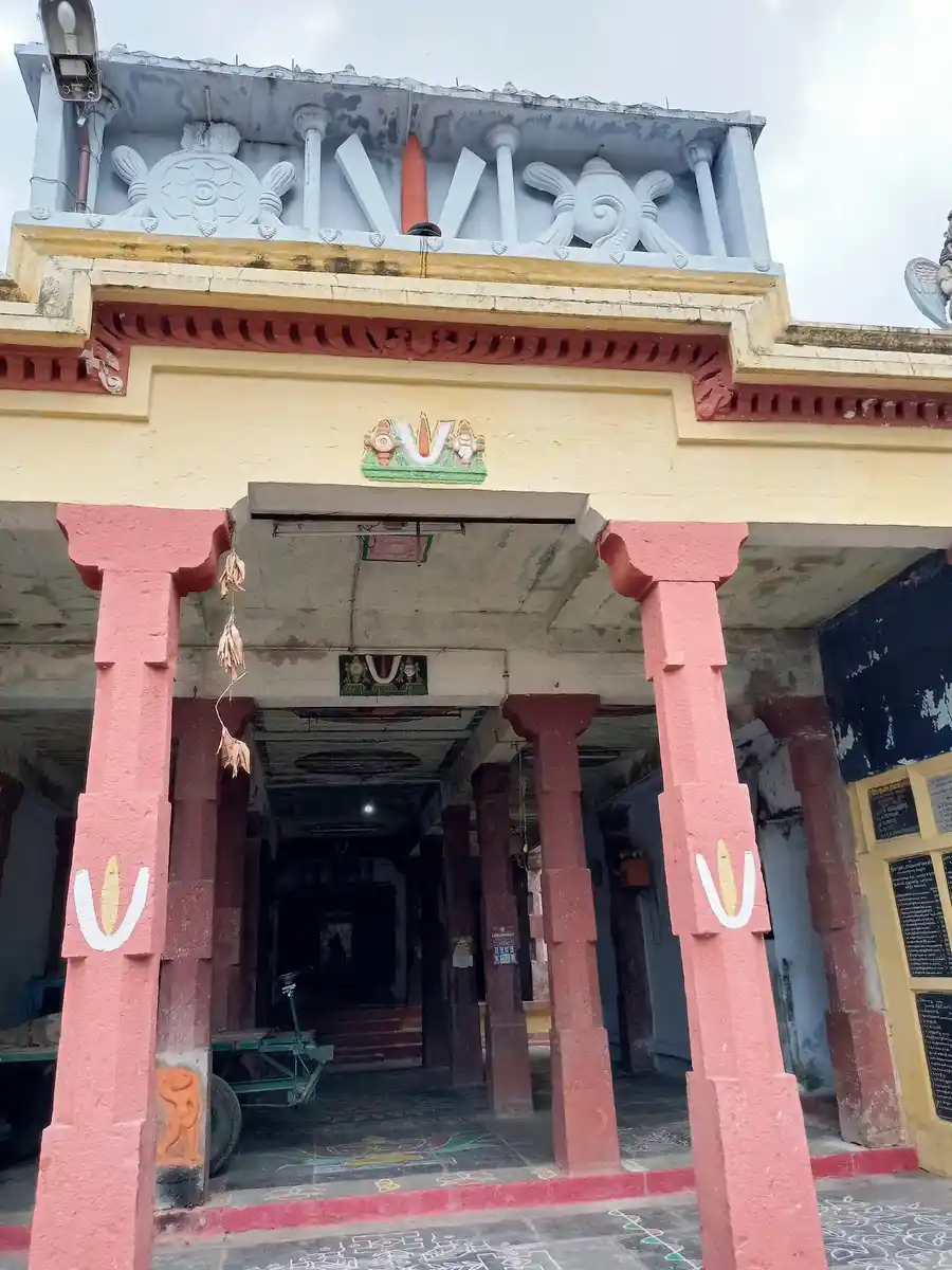 Arulmigu Kothandaramaswamy Temple, Kalaspalayam, Vellore - 632001 அருள்மிகு கோதண்டராம சுவாமி திருக்கோயில், கலாஸ்பாளையம், வேலூர் - 632001, Vellore - Ancient Temple Architecture and History Image 3