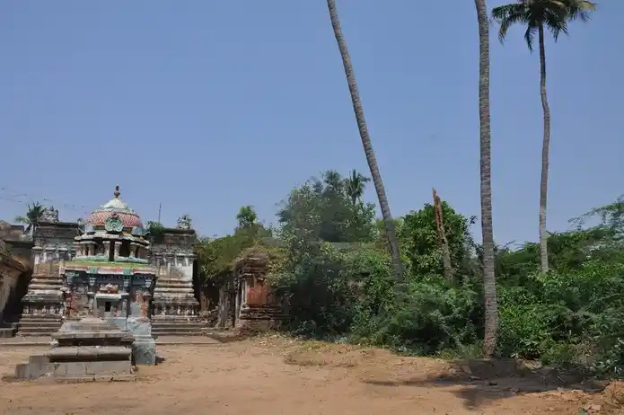 Arulmigu Kothandaramaswamy Temple, Kurichi - 612502 அருள்மிகு கோதண்டராமசாமி திருக்கோயில், Kurichi - 612502, Thanjavur - Ancient Temple Architecture and History Image 4