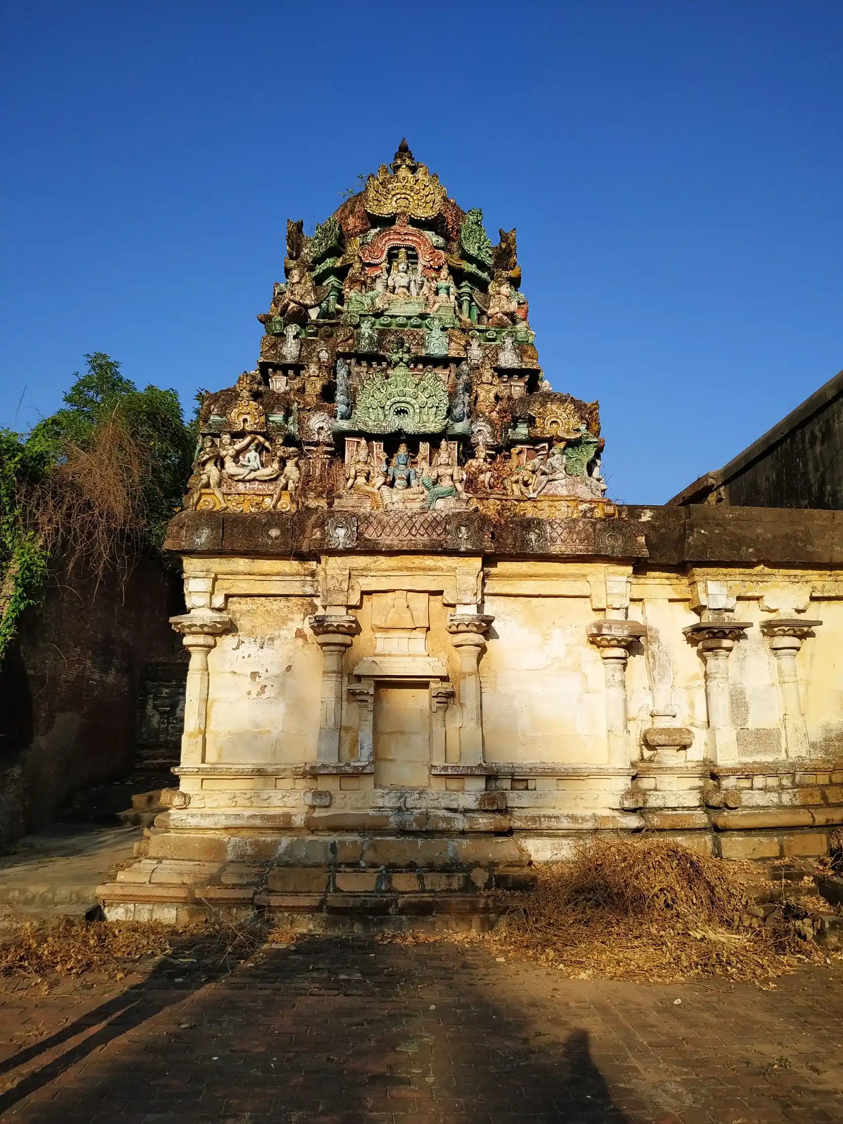 Arulmigu Kothandaramaswamy Temple, Kurichi - 612502 அருள்மிகு கோதண்டராமசாமி திருக்கோயில், Kurichi - 612502, Thanjavur - Ancient Temple Architecture and History Image 7