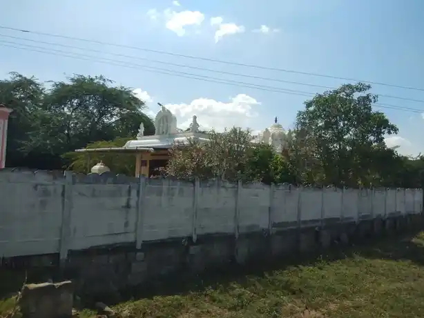 Arulmigu Kothandaramaswamy Temple, Sanapiratti - 639004 அருள்மிகு கோதண்டராமசுவாமி திருக்கோயில்,  - 639004, Karur - Ancient Temple Architecture and History Image 4