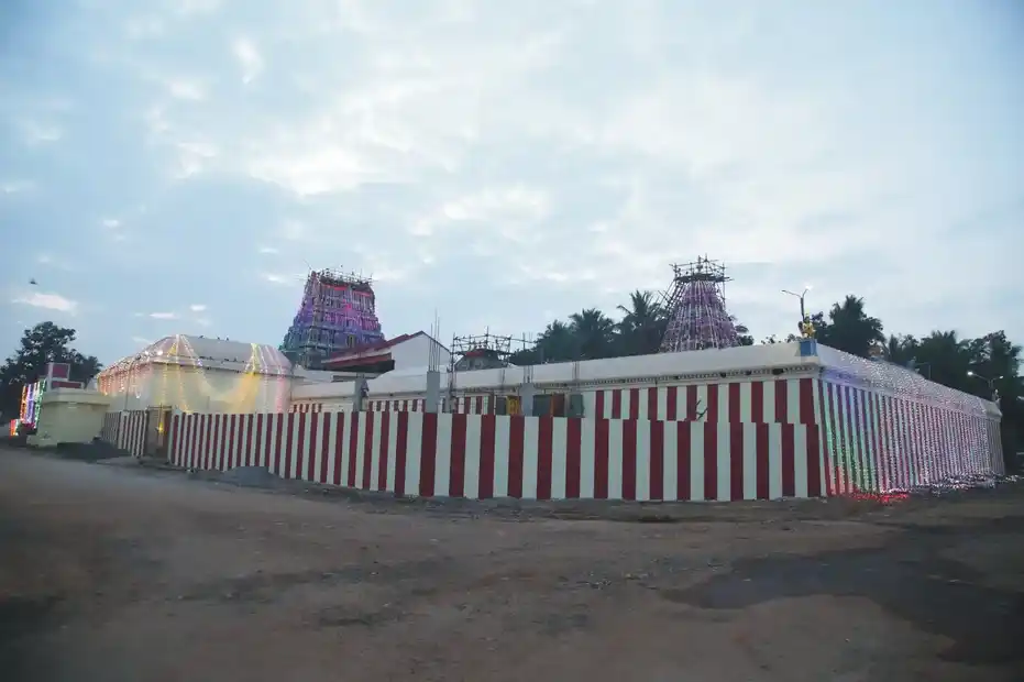 Arulmigu Kothandaramaswamy Temple, Vaduvur - 614019 அருள்மிகு கோதண்டராமர் திருக்கோயில், வடுவூர் - 614019, Thiruvarur - Ancient Temple Architecture and History Image 5