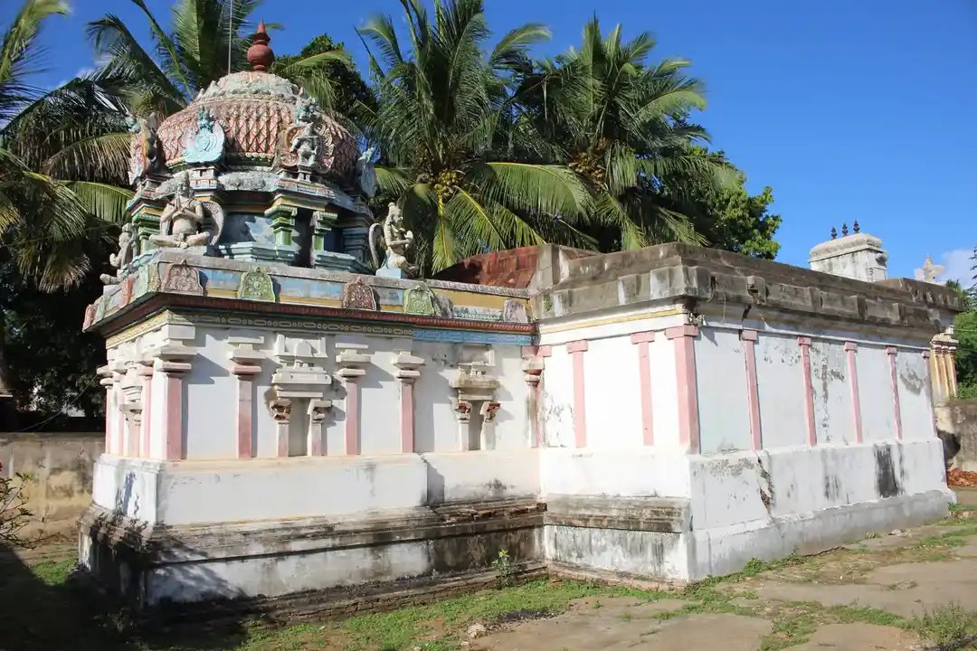 Arulmigu Kothandaramer Temple, Paruthicheri - 612605 அருள்மிகு கோதண்டராமர் திருக்கோயில், Paruthicheri - 612605, Thanjavur - Ancient Temple Architecture and History Image 3