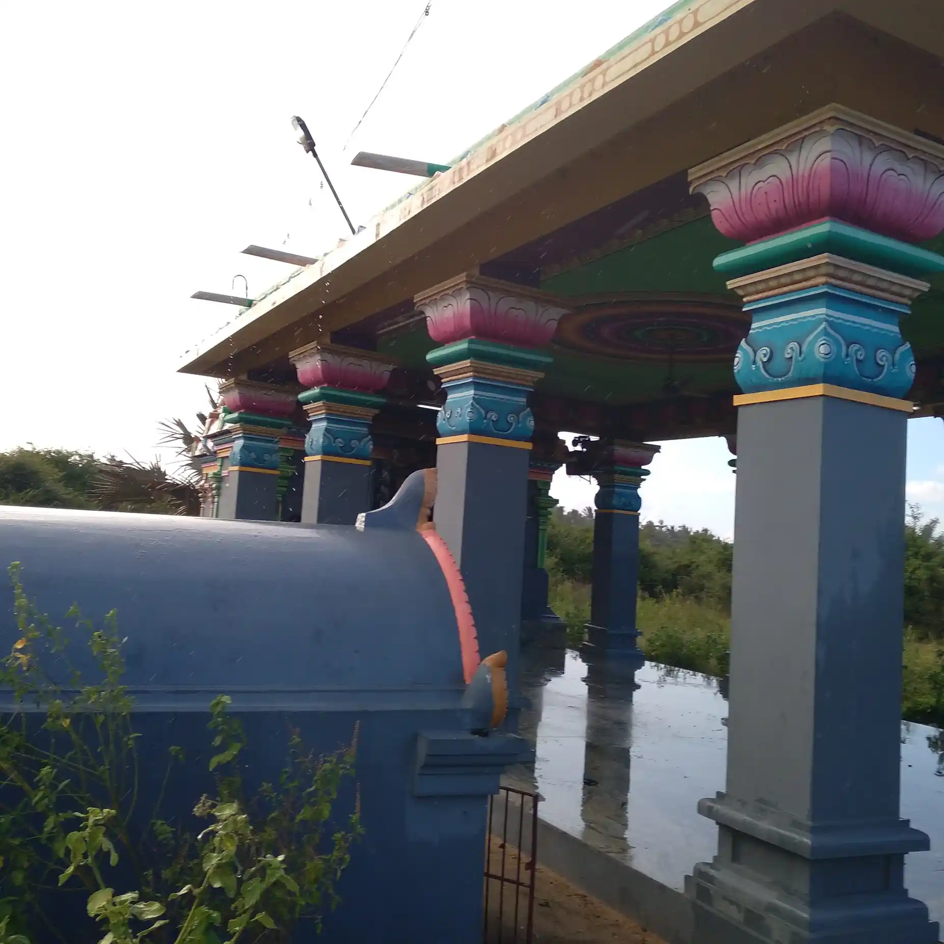 Arulmigu Kothavali Iyyanar Vagayara Temple, Moovanallur - 614014 அருள்மிகு கொத்தவல்லி அய்யனார், மாரியம்மன் மற்றும் பிள்ளையார் வகையறா திருக்கோயில், Moovanallur - 614014, Thiruvarur - Ancient Temple Architecture and History Image 2