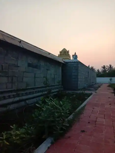 Arulmigu Kottai Abaya Varatharaja Perumal Temple, Kaveripakkam - 632508 அருள்மிகு கோட்டை அபய வரதராஜப் பெருமாள் திருக்கோயில், காவேரிப்பாக்கம் - 632508, Ranipet - Ancient Temple Architecture and History Image 2