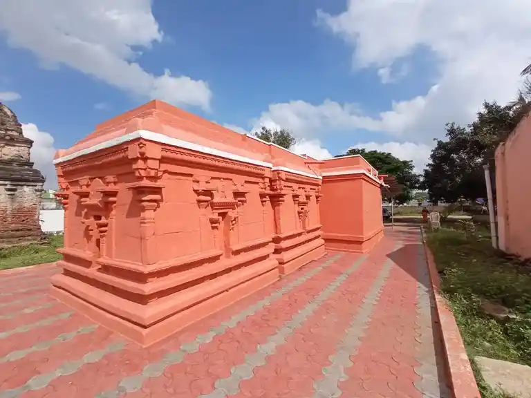 Arulmigu Kottai Anumantharayasamy Temple, Sevur - 641655 அருள்மிகு கோட்டை அனுமந்தராய சுவாமி திருக்கோயில், Sevur - 641655, Tiruppur - Ancient Temple Architecture and History Image 4