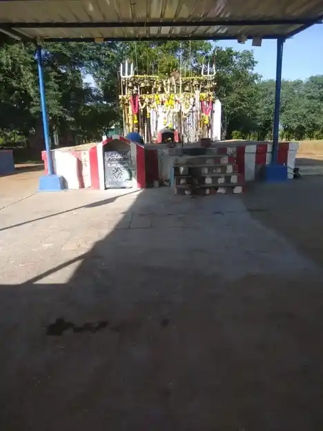 Arulmigu Kottai Karuppannasamy Temple, P. Viralipatti - 624202 அருள்மிகு கோட்டைக்கருப்பணசாமி திருக்கோவில், ப.விராலிப்பட்டி - 624202, Dindigul - Ancient Temple Architecture and History Image 2