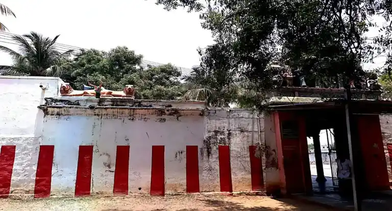 Arulmigu Kottai Mariamman Temple, Dharapadavedu - 632006 அருள்மிகு கோட்டை மாரியம்மன் திருக்கோயில், தரபடவேடு - 632006, Vellore - Ancient Temple Architecture and History Image 3