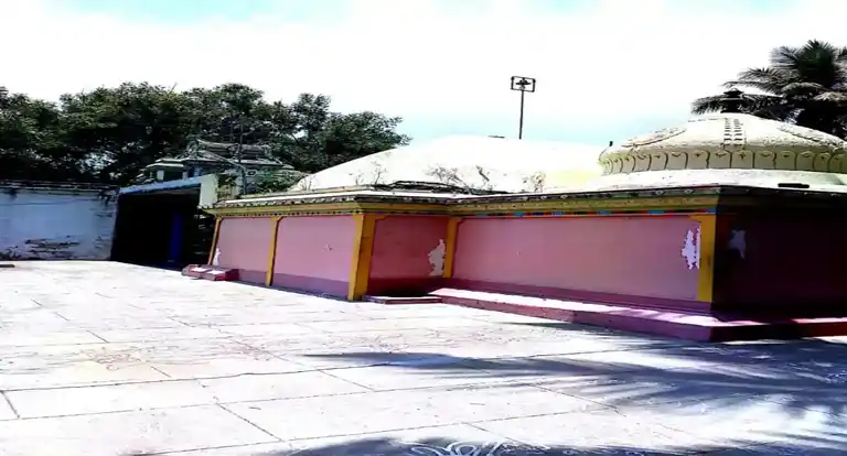 Arulmigu Kottai Mariamman Temple, Dharapadavedu - 632006 அருள்மிகு கோட்டை மாரியம்மன் திருக்கோயில், தரபடவேடு - 632006, Vellore - Ancient Temple Architecture and History Image 4