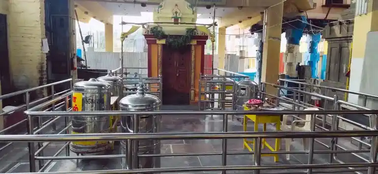 Arulmigu Kottai Mariamman Temple, Town Bus Stand, Salem - 636001 அருள்மிகு கோட்டை மாரியம்மன் திருக்கோயில், Town Bus Stand, Salem - 636001, Salem - Ancient Temple Architecture and History Image 6