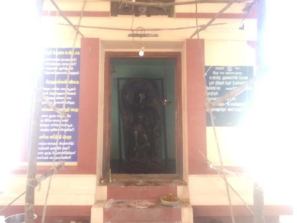 அருள்மிகு கோட்டைவாசல் ஆஞ்சநேய சுவாமி திருக்கோயில், Dharapuram - 638656 - Main View