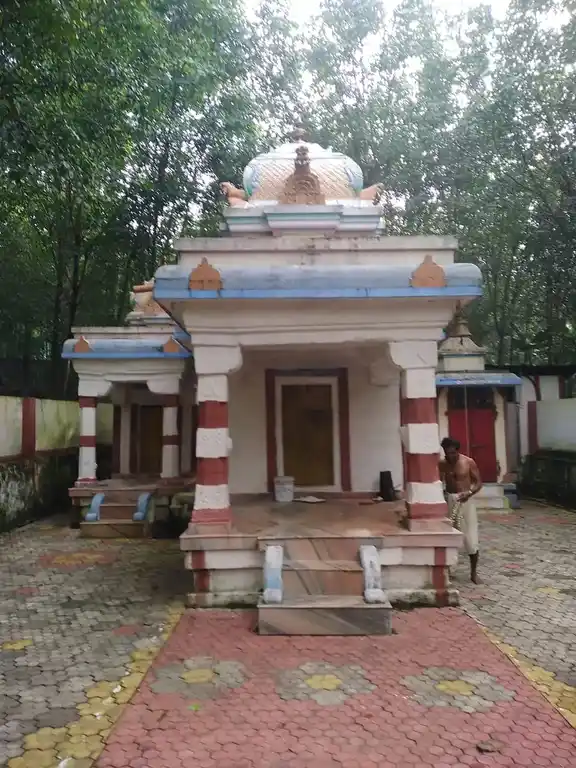 Arulmigu Kottavilai Sastha Temple, Thiruvattar - 629177 Arulmigu Kottavilai Sastha Temple, திருவட்டார் - 629177, Kanyakumari - Ancient Temple Architecture and History Image 3