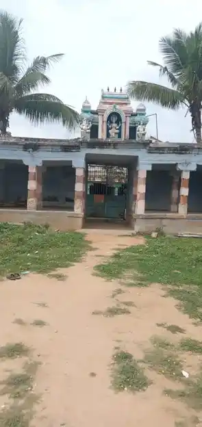 Arulmigu Kovil Patti Ellayaiamman Temple, Vaiyampatti - 621307 Arulmigu Kovil patti Ellayaiamman Temple, Vaiyampatti - 621307, Thiruchirappalli - Ancient Temple Architecture and History Image 4