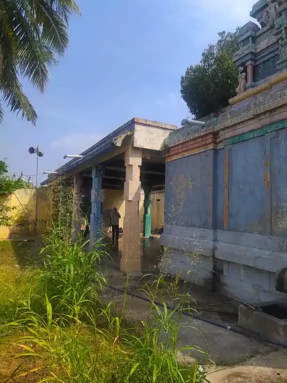 Arulmigu Krishna Ayyanar Temple, Ranasingapuram - 630216 அருள்மிகு. கிருஷ்ண அய்யனார் திருக்கோயில், Ranasingapuram - 630216, Sivagangai - Ancient Temple Architecture and History Image 2