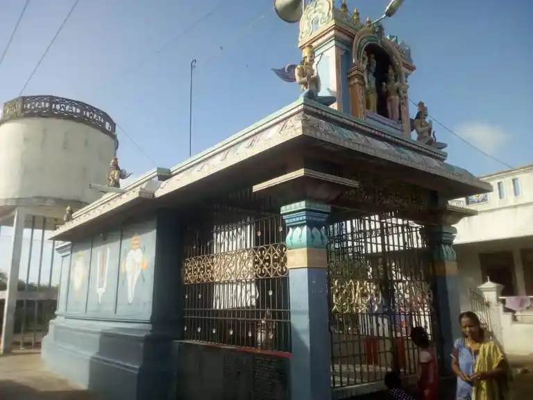 Arulmigu Krishnamurthyswami Bajanaigopal Temple, Arakkonam Main Road, Kattupattur - 631552 அருள்மிகு கிருணணமூர்த்தி சுவாமி பஜணகோபால் திருக்கோயில், Arakkonam Main Road, Kattupattur - 631552, Kancheepuram - Ancient Temple Architecture and History Image 2