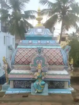 Arulmigu Krishnan@Vengatesaperumal, Near Chatram Bus Stand, Thiruchirappalli - 620002 Arulmigu Krishnan@Vengatesaperumal, Near Chatram Bus Stand, Thiruchirappalli - 620002, Thiruchirappalli - Ancient Temple Architecture and History Image 2