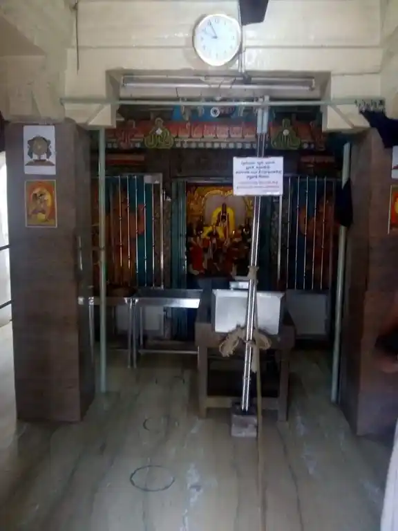 Arulmigu Krishnan@Vengatesaperumal, Near Chatram Bus Stand, Thiruchirappalli - 620002 Arulmigu Krishnan@Vengatesaperumal, Near Chatram Bus Stand, Thiruchirappalli - 620002, Thiruchirappalli - Ancient Temple Architecture and History Image 3