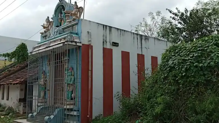 Arulmigu Krishnaparamathma Bajanai Temple, Mupathuvetti Arcot Town - 632503 அருள்மிகு கிருஷ்னபரமாத்மா பஜனை திருக்கோயில், முப்பதுவெட்டி ஆற்காடு நகர் - 632503, Ranipet - Ancient Temple Architecture and History Image 5