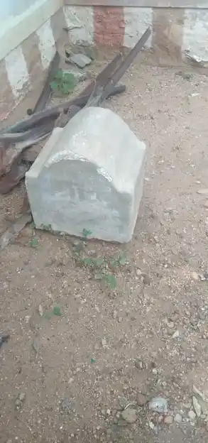 Arulmigu Krishnapuram Ayyanaar Temple, Kombaipatty - 624202 அருள்மிகு கிருஷ்ணாபுரம் அய்யனார் திருக்கோயில், Kombaipatty - 624202, Dindigul - Ancient Temple Architecture and History Image 4