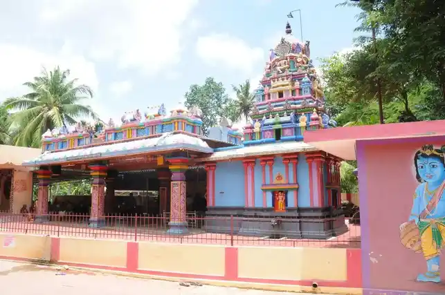 Arulmigu Krishnasamy Temple, Manakavilai - 629164 அருள்மிகு கிருஷ்ணசாமி திருக்கோயில், Manakavilai - 629164, Kanyakumari - Ancient Temple Architecture and History Image 4
