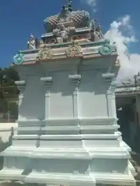Arulmigu Krishnaswamy Endra Sundarajaperumal Temple, Sundarapandiyam, Sundarapandiyam - 626126 அருள்மிகு கிருஷ்ணசாமி என்ற சுந்தரராஜப்பெருமாள் திருக்கோயில், சுந்தரபாண்டியம், சுந்தரபாண்டியம் கிராமம் - 626126, Virudhunagar - Ancient Temple Architecture and History Image 2