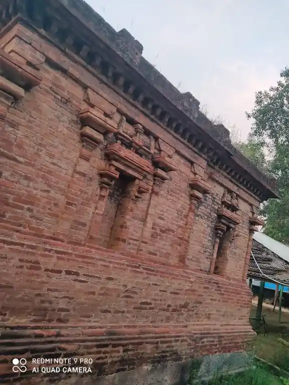 Arulmigu Krishnaswamy Temple, Kovilvalgai - 612904 அருள்மிகு கிருஷ்ணசுவாமி திருக்கோயில், கோவில்வாழ்க்கை - 612904, Ariyalur - Ancient Temple Architecture and History Image 3